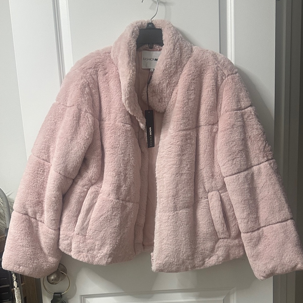 Fashion Nova Blush Faux Fur Jacket size 1x